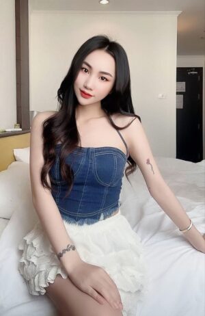Karen - Image 2