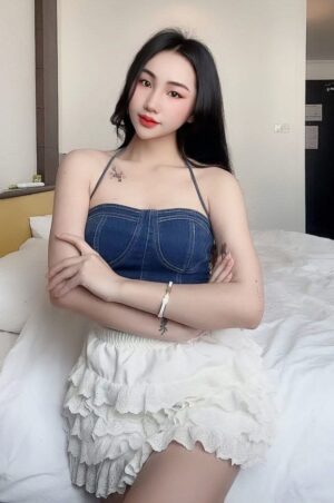Karen - Image 5