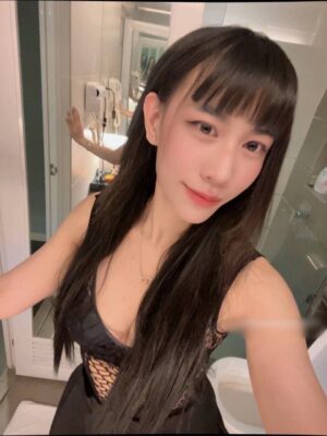 Fifi - Image 6