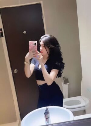 Molly 381 - Image 2