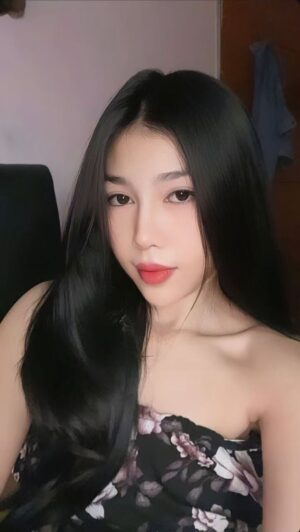 Molly 381 - Image 4