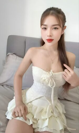 EMILY 283 - Image 5
